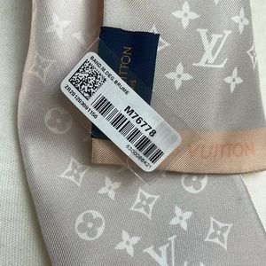 NWT LOUIS VUITTON Bandeau Brume Monogram Gradient Silk M76778